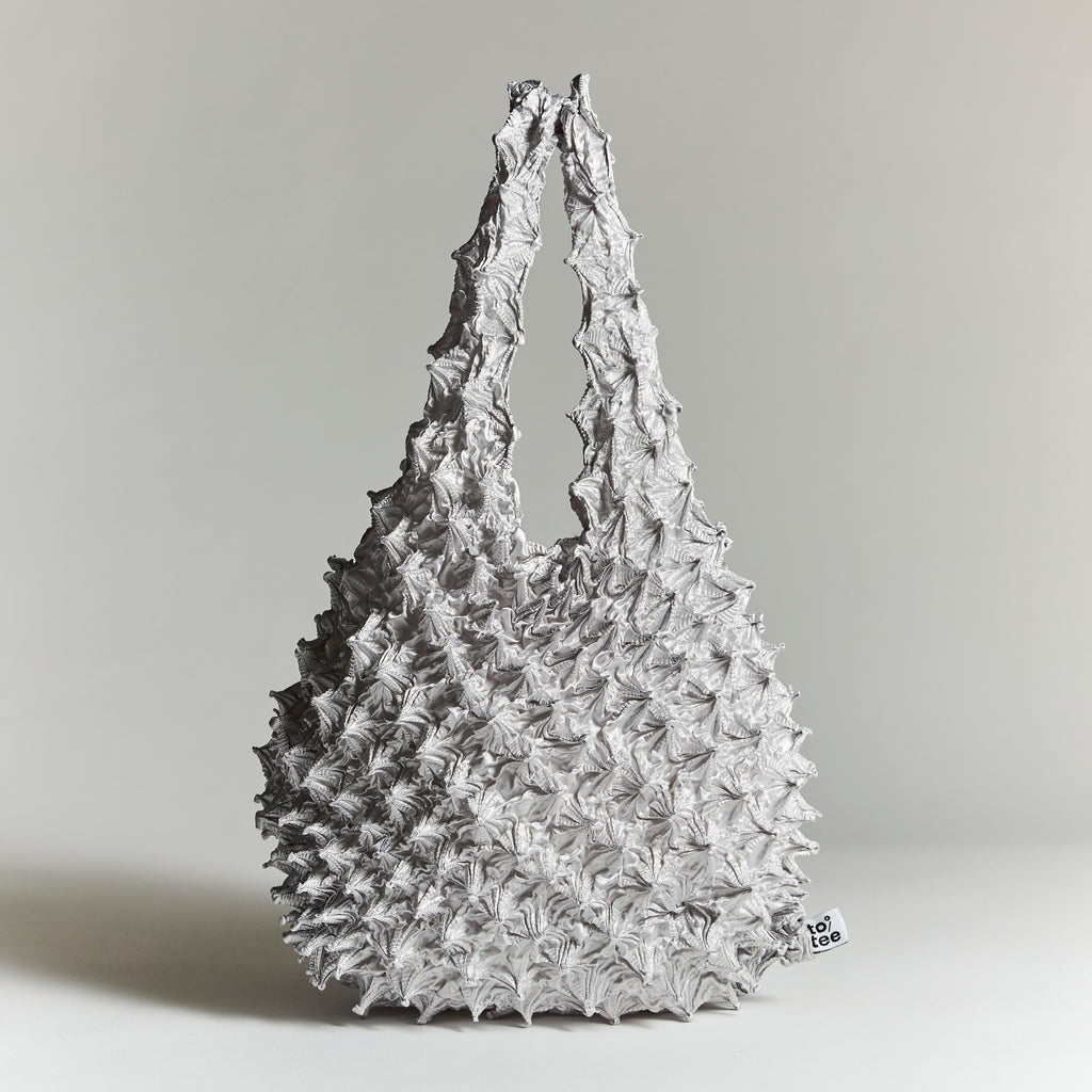 totee シルバー 絞り加工 エコバッグ｜光沢感ある立体トートバッグ 日本デザイン 軽量折りたたみ